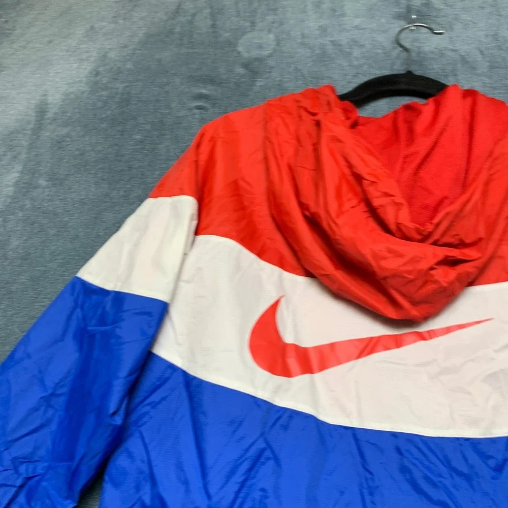 Nike sportswear windbreaker
